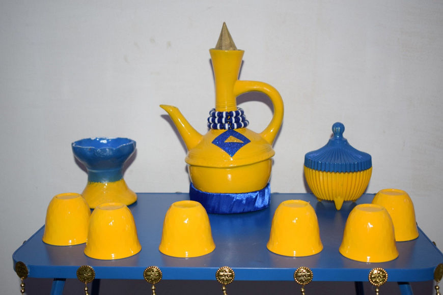 Picture of Yellow coffee set