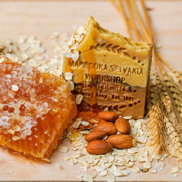 Picture of Oatmeal and raw honey Organic - Natural soap