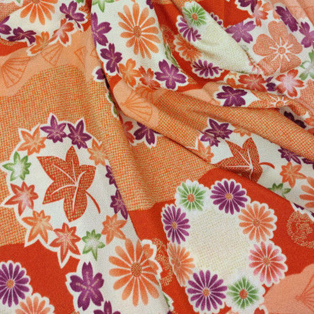 Picture of Orange chirimen fabric with maple leaves,