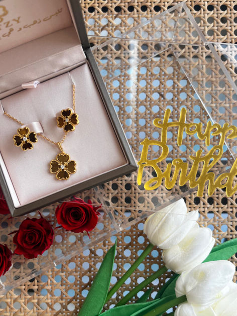 Picture of Birthday gift box – signature tiger eye set