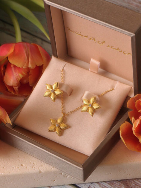 Picture of STELLA -GOLDEN NECKLACE & EARRINGS SET