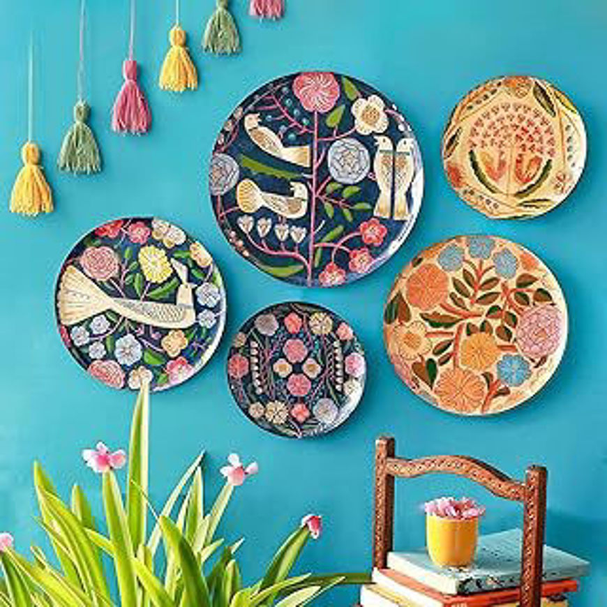 Picture of Wall Plates - Set of 5 (Multi Color)