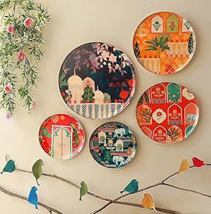 Picture of Wall Plates - Set of 5 (Multi Color)